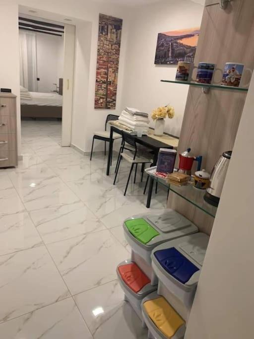 La Casa Di Patta A Spaccanapoli Экстерьер фото
